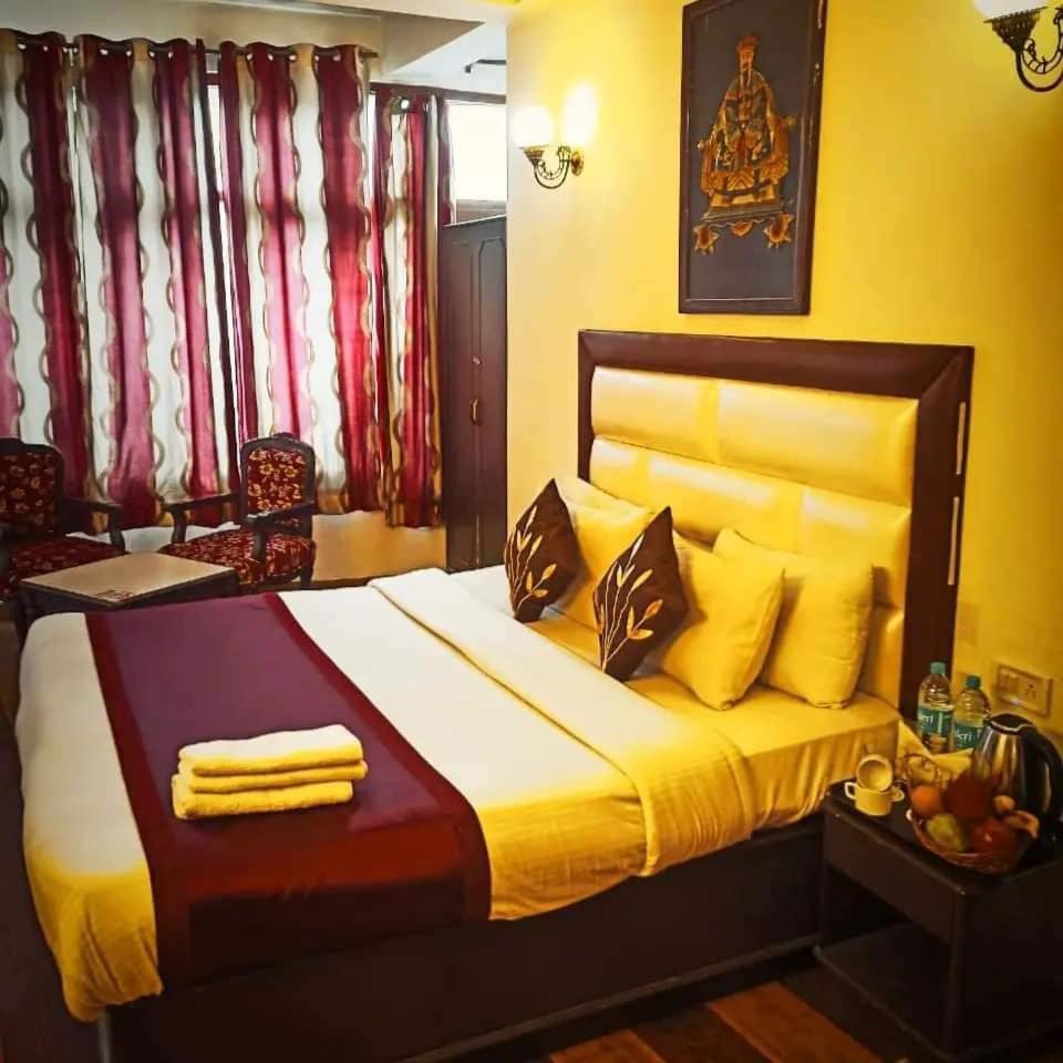 Hotel Kalinga Intercontinental Manali Eksteriør bilde