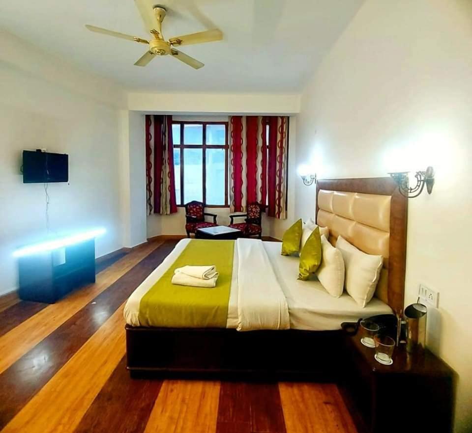 Hotel Kalinga Intercontinental Manali Eksteriør bilde